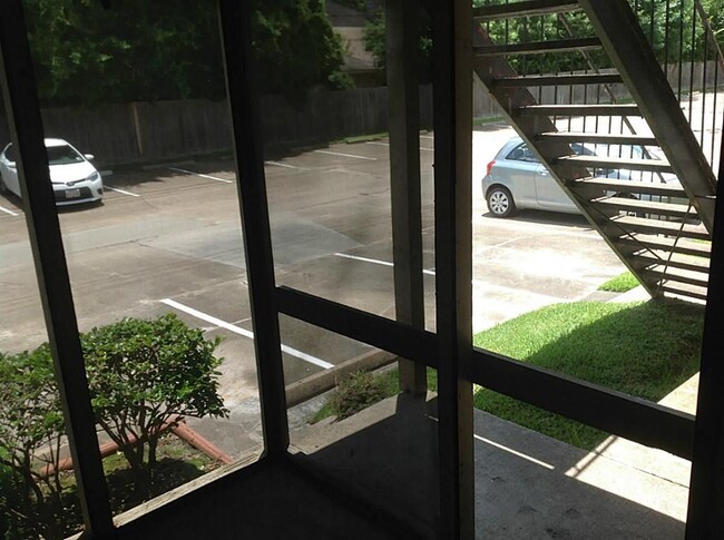 730 Memorial Mews St-Unit -c in Houston, TX - Foto de edificio - Building Photo