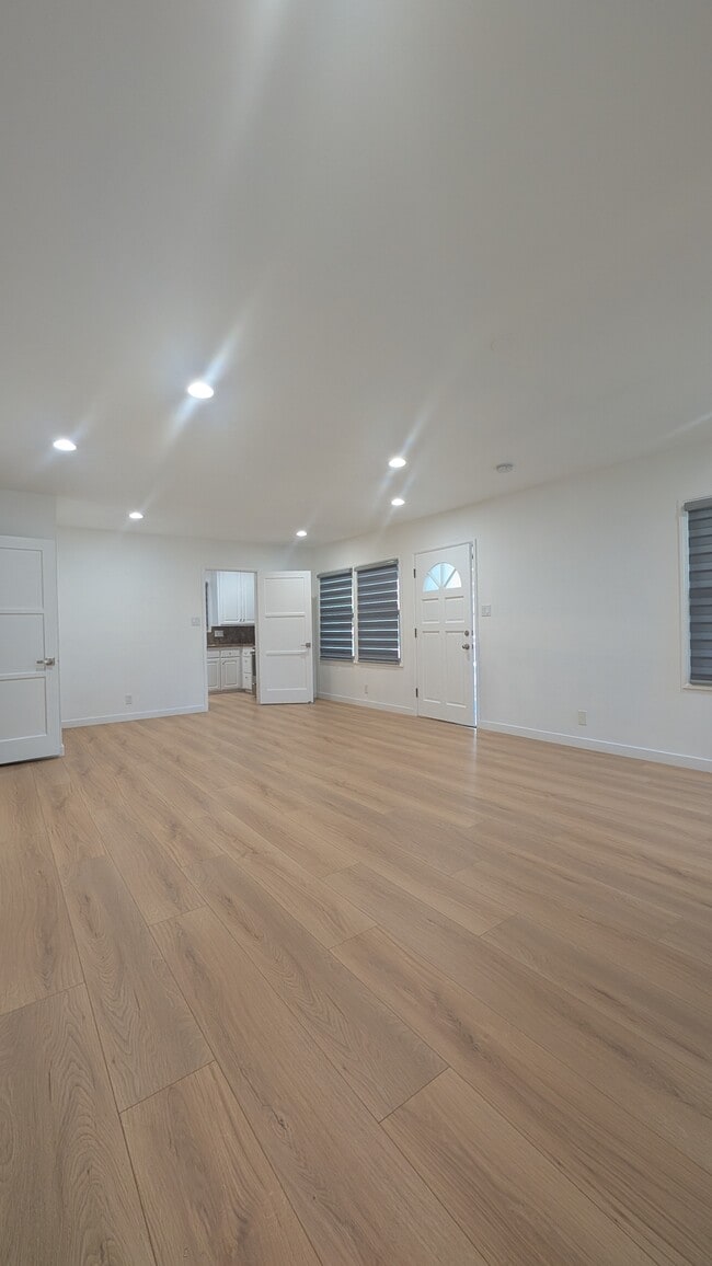 3232 Brookhill St in Glendale, CA - Building Photo - Building Photo