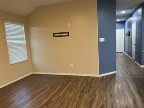 104 Granville Ct in Jarrell, TX - Building Photo - Building Photo