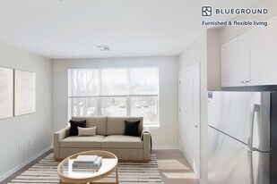 229 Quarry St in Quincy, MA - Building Photo