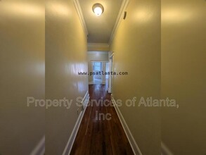 479 Holderness St SW in Atlanta, GA - Building Photo - Building Photo