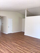 1406 NE 115th Ave in Vancouver, WA - Foto de edificio - Building Photo
