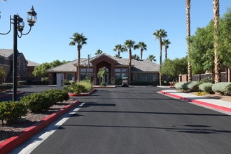 Villanova in Las Vegas, NV - Foto de edificio - Building Photo