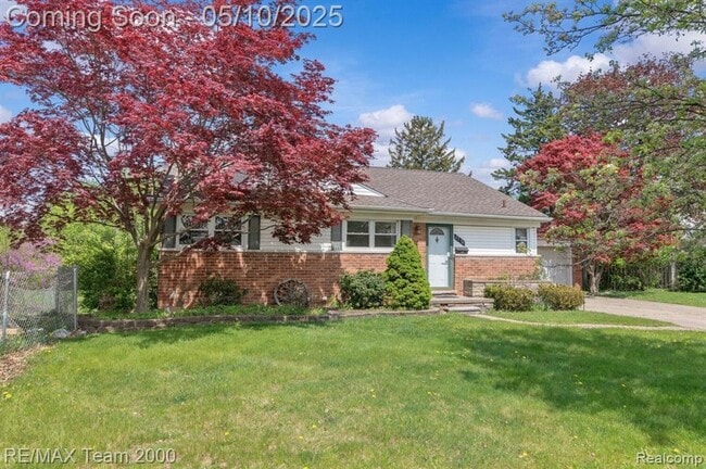 25152 Fairway Dr in Dearborn, MI - Building Photo - Building Photo