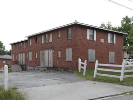 117 Lamar Ave Apartments