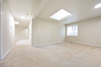 12552 SE Ramona St in Portland, OR - Building Photo - Building Photo