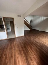 4611 Sandringham Dr in Upper Arlington, OH - Building Photo - Building Photo