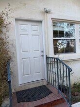 12621 Victoria Ave in Los Angeles, CA - Foto de edificio - Building Photo