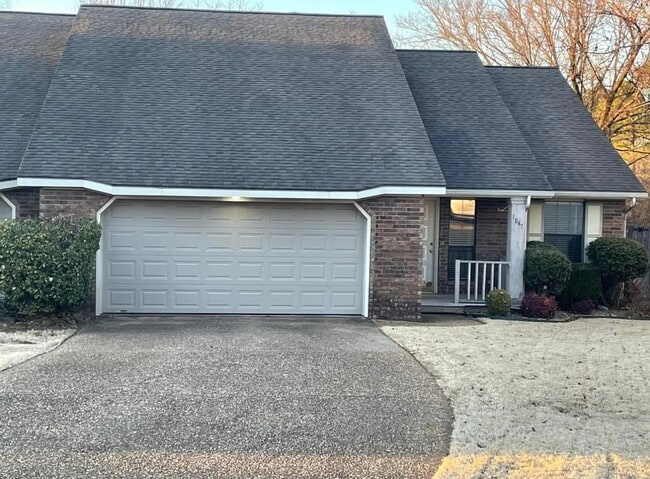 property at 1847 Pointer Ln
