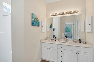 796 Tartan Dr in Venice, FL - Building Photo