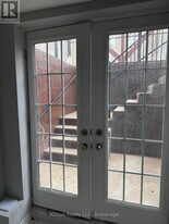 3153 Alfresco Terrace in Mississauga, ON - Building Photo