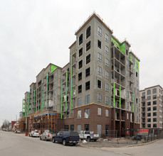 Mint Condos in Oakville, ON - Building Photo - Building Photo