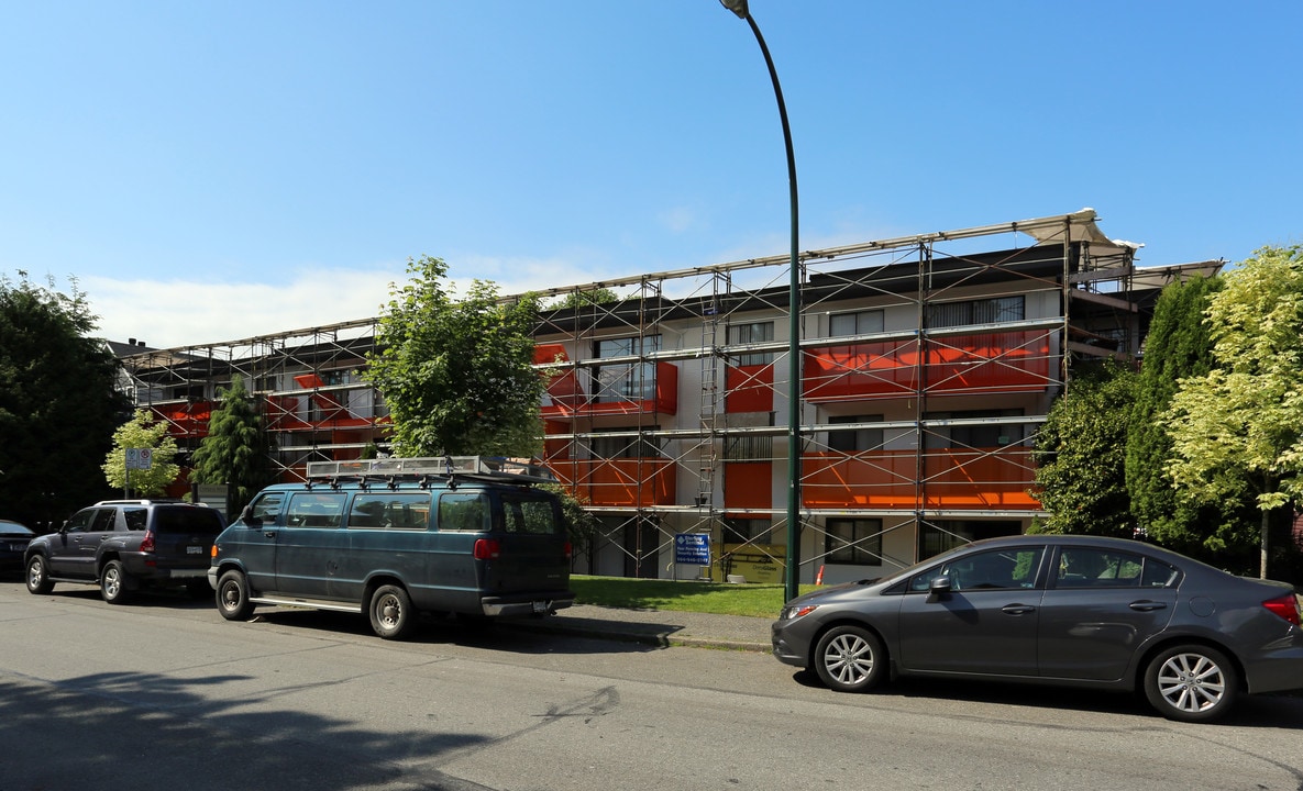 Cypress West in Vancouver, BC - Building Photo
