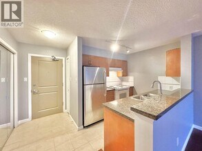 4388 Buchanan St in Burnaby, BC - Building Photo - Building Photo