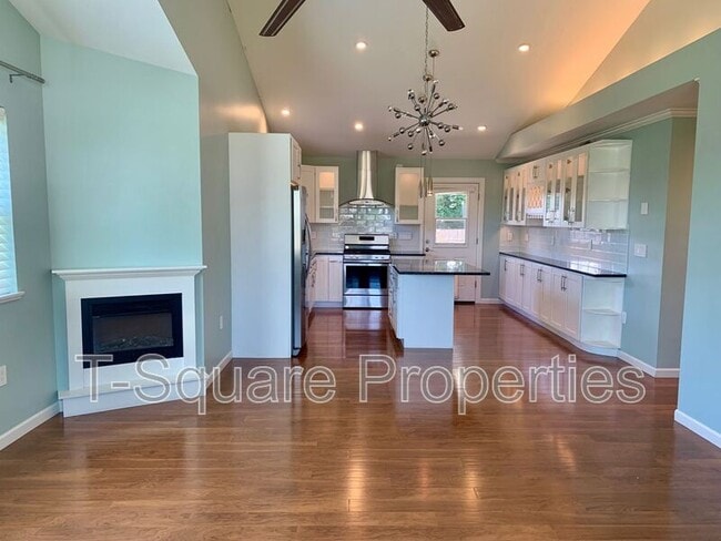 property at 1916 60th St SE