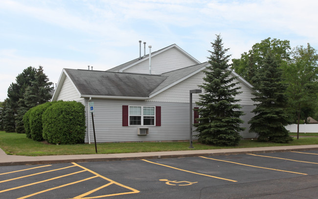 Seldon Squares in Brockport, NY - Building Photo - Building Photo