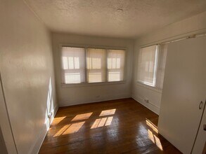 1605 Gold Ave SE in Albuquerque, NM - Building Photo - Building Photo