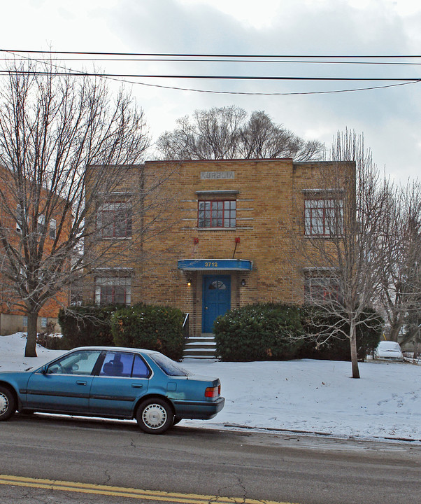 3712 E 3rd St in Dayton, OH - Foto de edificio