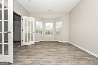 6216 Polar Fox Ct in Riverdale, GA - Building Photo - Building Photo