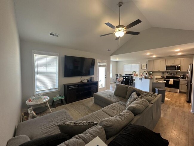 278 Guard Ln in Parkton, NC - Building Photo - Building Photo