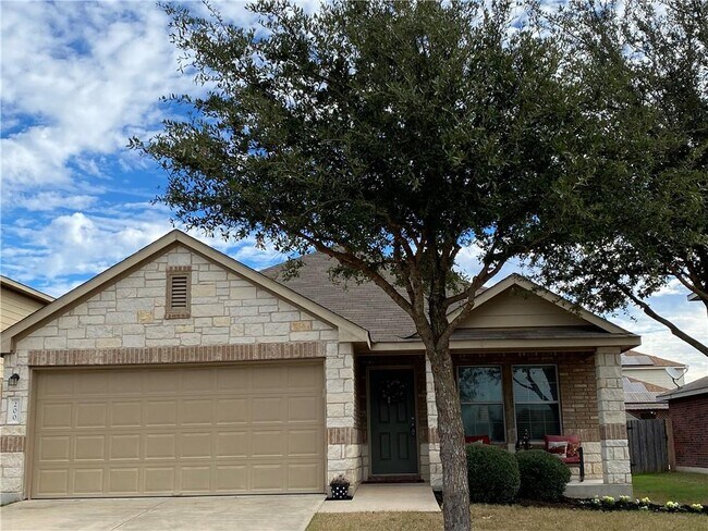 property at 200 Kingfisher Ln