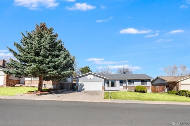 property at 2573 S Rifle St