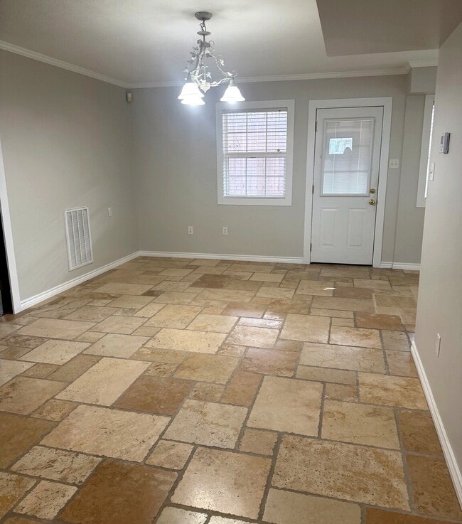 1314 Broadmoor Dr in Bryan, TX - Building Photo - Building Photo