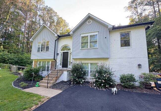 property at 21 Countryside Dr