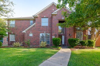 2404 Heather Glen Dr in Plano, TX - Building Photo - Building Photo