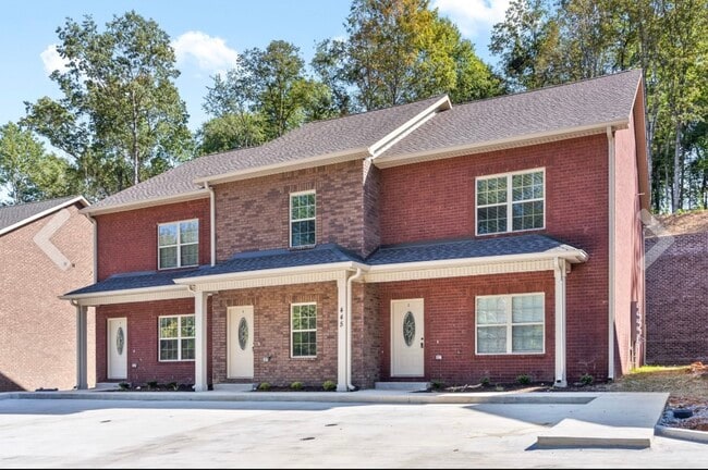 453 Oak St in Clarksville, TN - Building Photo - Building Photo