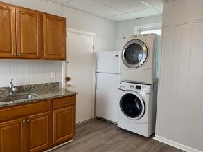 7 Quincy St, Unit 1 in Somerville, MA - Building Photo - Building Photo