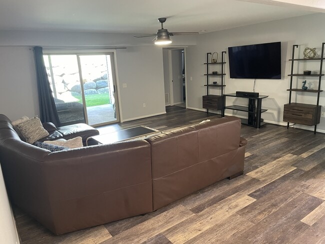 2956 Kentville Dr in Sun Prairie, WI - Foto de edificio - Building Photo