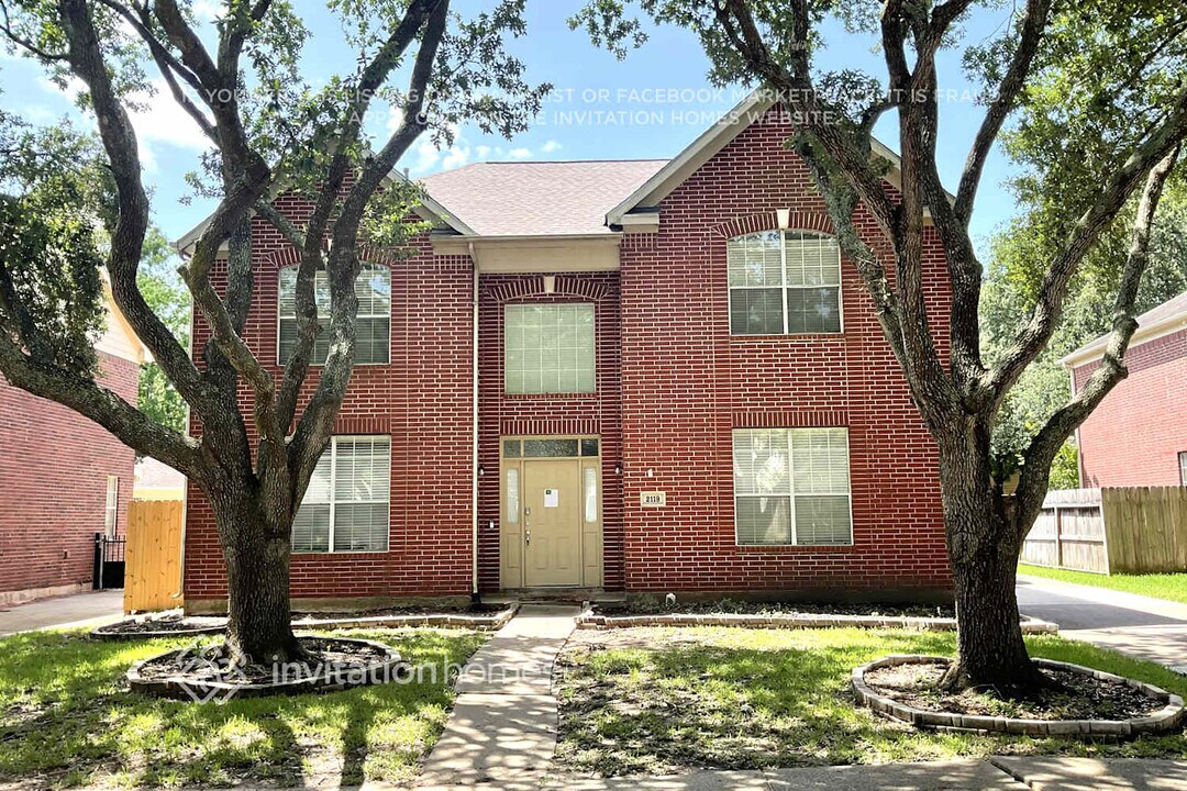 2119 Autumn Cove Dr in League City, TX - Building Photo