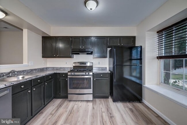 5 Ford Ln in Berlin, NJ - Building Photo - Building Photo