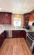 1936 Shoreview Ave in San Mateo, CA - Building Photo - Building Photo