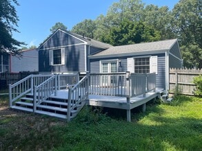 9901 Husting Ct in Chesterfield, VA - Building Photo - Building Photo