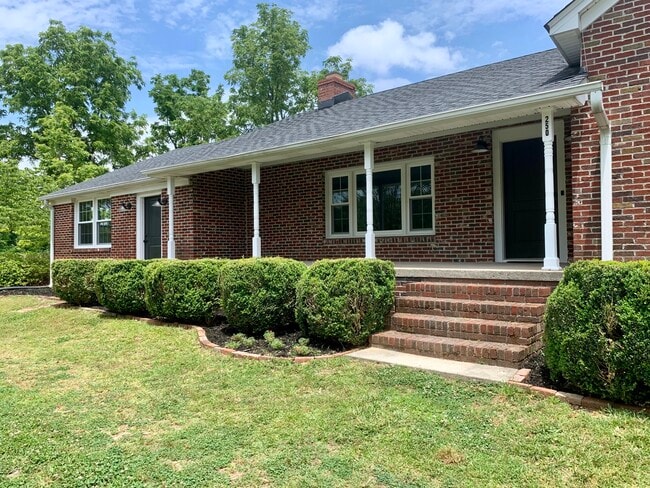 250 Bailey Mill Rd in Travelers Rest, SC - Building Photo - Building Photo