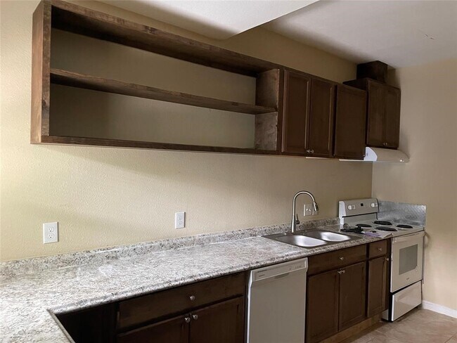 2218 Stevens St in Houston, TX - Building Photo - Building Photo