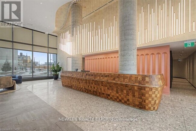 25 Wellington St S in Kitchener, ON - Building Photo - Building Photo