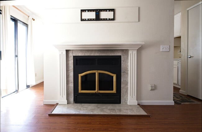 173 Park Place Dr in Petaluma, CA - Building Photo - Building Photo