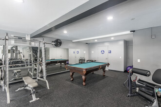 Stadium Arms Apartments in San Diego, CA - Building Photo - Interior Photo