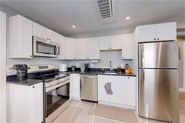 property at 44 Hall St