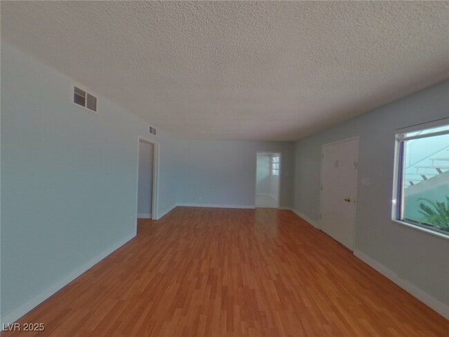 property at 1700 Rexford Dr