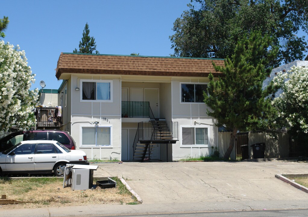 7801 Sayonara Dr in Citrus Heights, CA - Building Photo