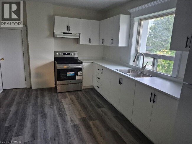 property at 69 Ontario St