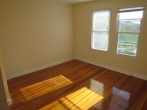 23 Weitz St, Unit 3 in Boston, MA - Building Photo - Building Photo