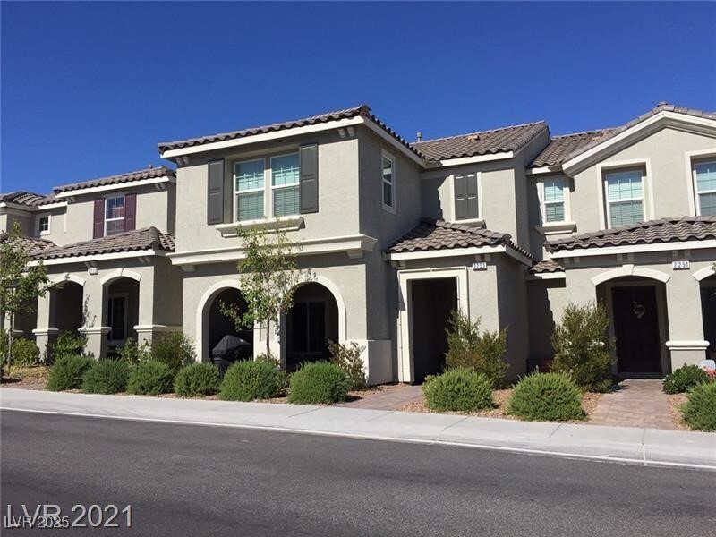 2253 Lambro St in Henderson, NV - Foto de edificio