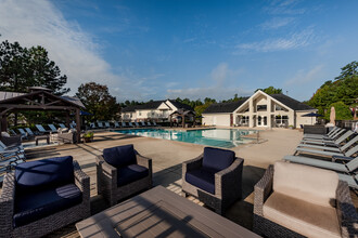 Beaver Creek Apartments and Townhomes in Apex, NC - Foto de edificio - Building Photo