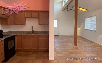 1625 W Kelly Dr in Prescott, AZ - Building Photo - Building Photo