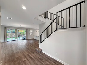 5822 Renault Way in San Diego, CA - Building Photo - Building Photo